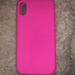 Incipio hot pink iPhone XR case
